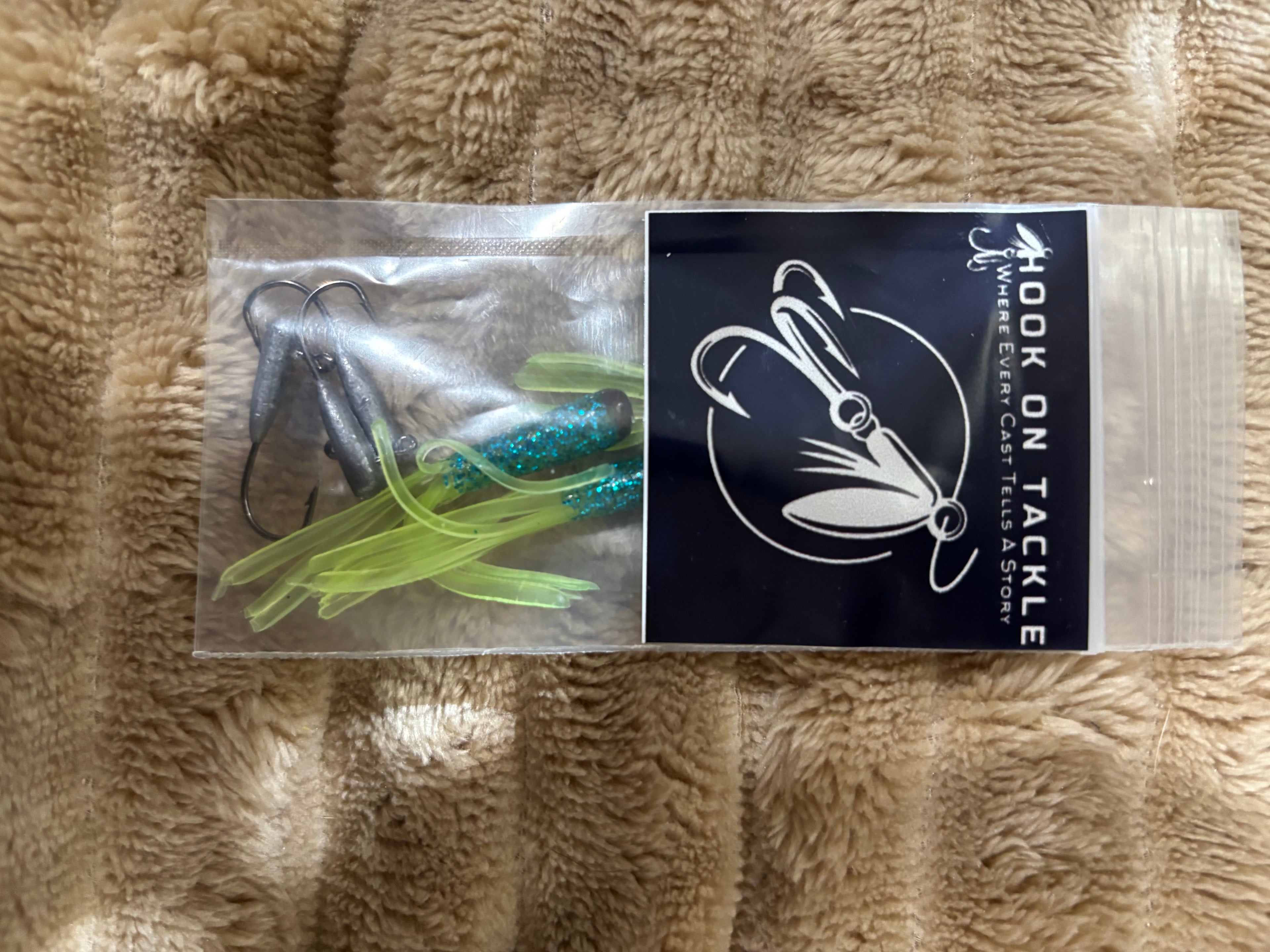 Hook n tackle Long-Sleeve Hoodie