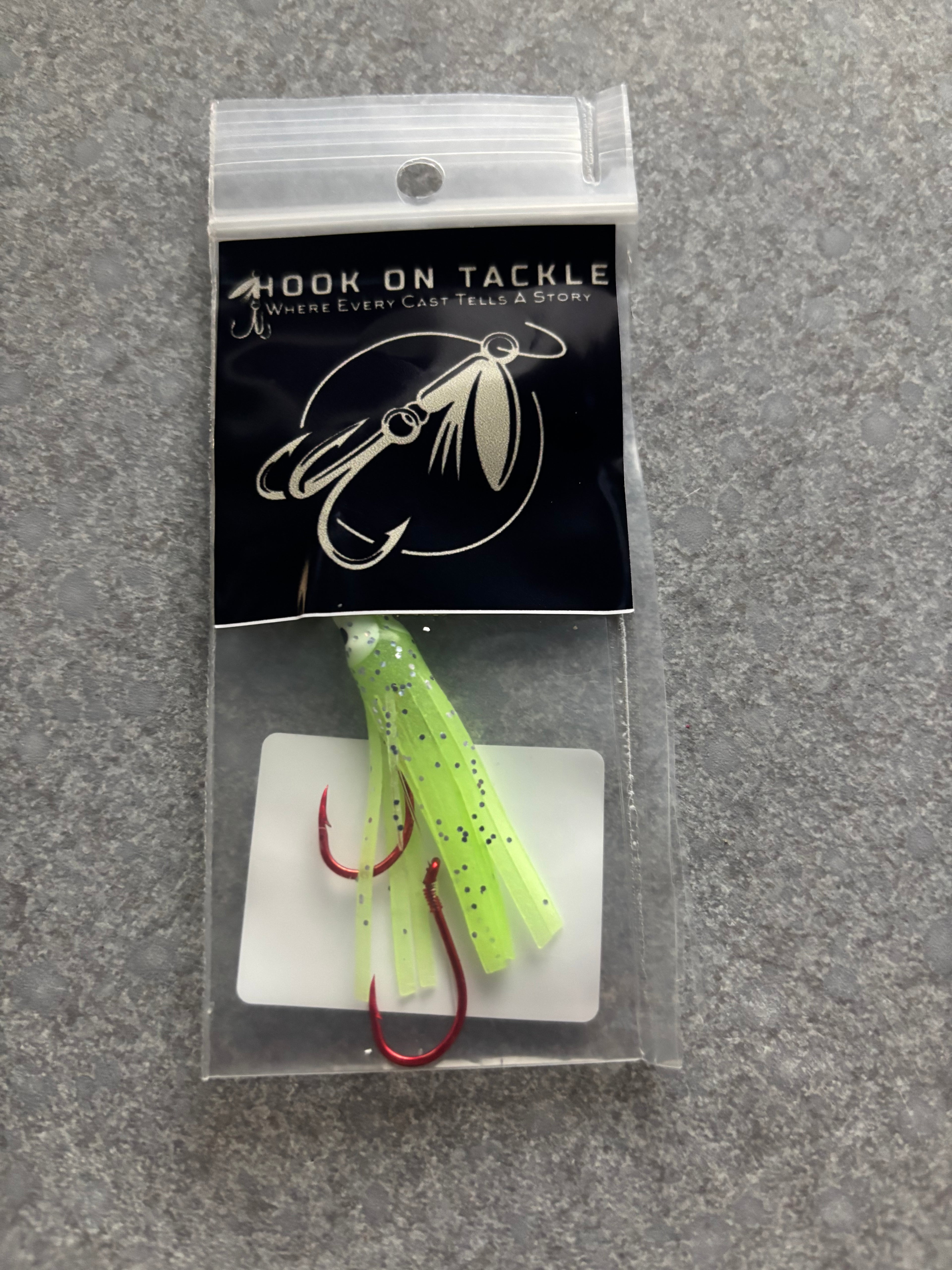 Glow in the dark 2-hook squid